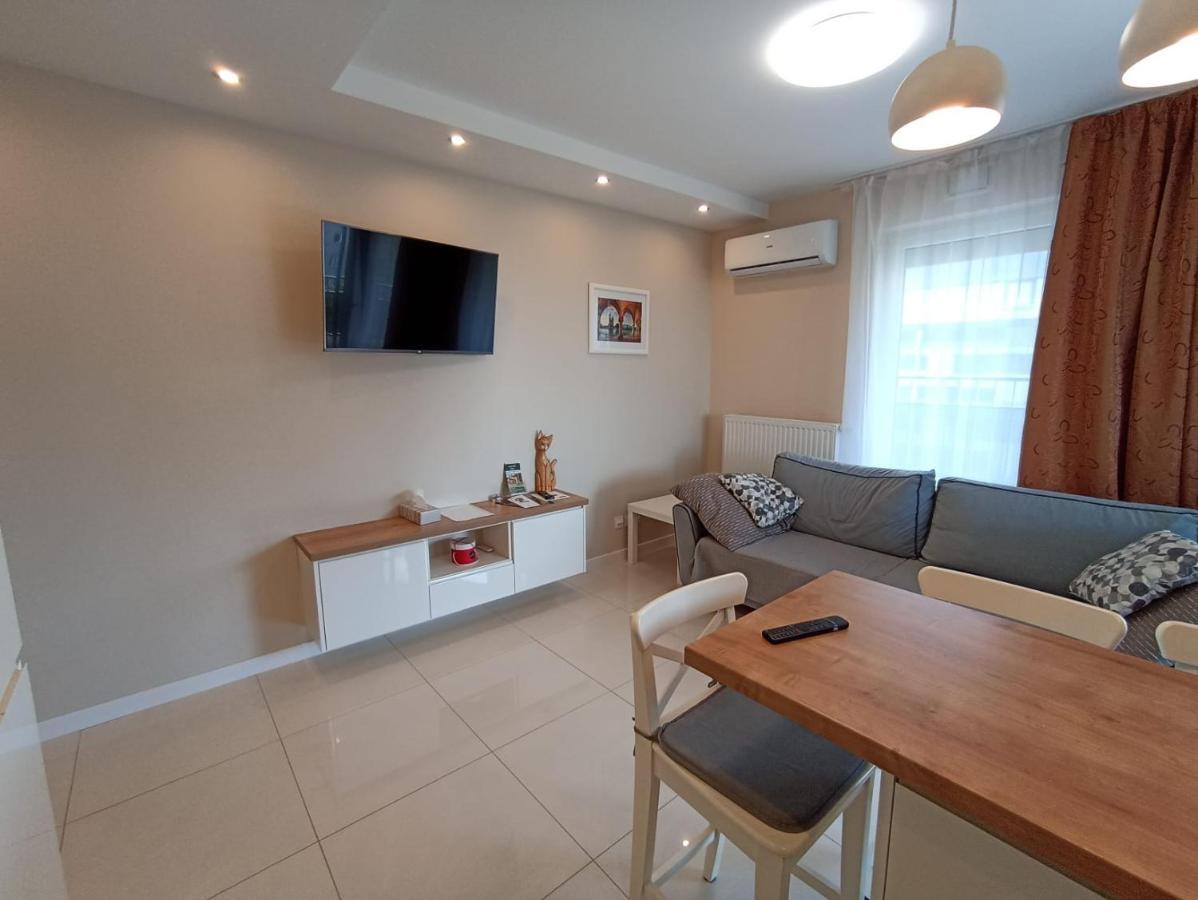 Apartamenty Barska 69 Krakow Exterior photo